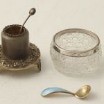 772 1325 SALT CELLAR